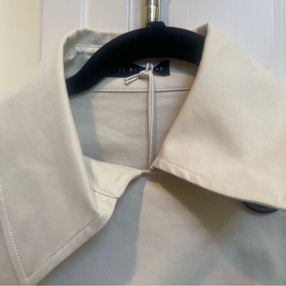 Front Row Shop Ivory Over Coat - Picture 7 of 7